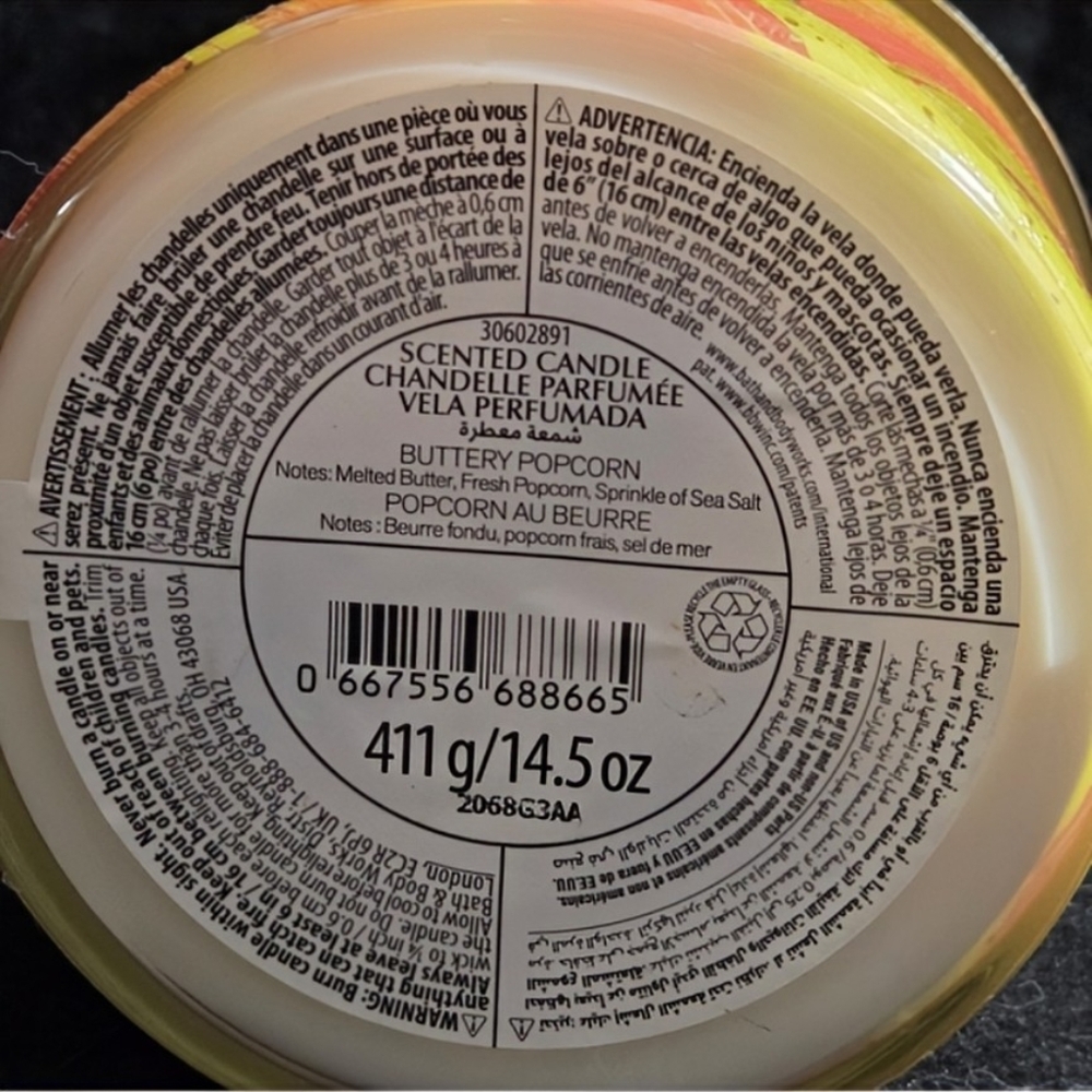 NEW BBW BUTTERY POPCORN 3-Wick Candle - Limited Edition Paint Stroke Label - Picture 3 of 3